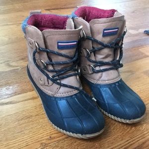tommy hilfiger boots